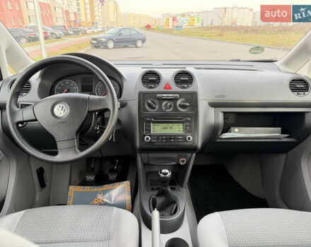 Серый Фольксваген Кадди, объемом двигателя 1.6 л и пробегом 227 тыс. км за 7899 $, фото 29 на Automoto.ua