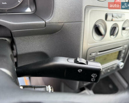 Серый Фольксваген Кадди, объемом двигателя 1.6 л и пробегом 227 тыс. км за 7899 $, фото 55 на Automoto.ua