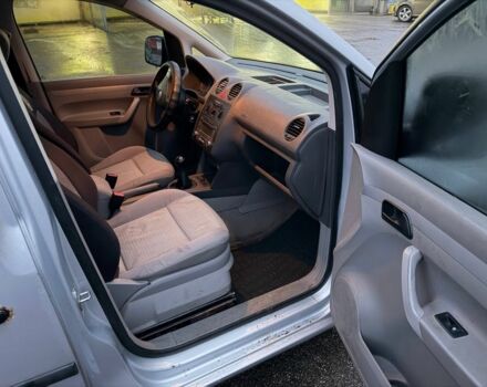 Сірий Фольксваген Кадді, об'ємом двигуна 1.6 л та пробігом 225 тис. км за 5450 $, фото 8 на Automoto.ua