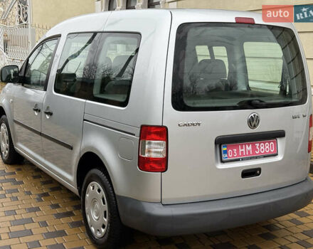 Серый Фольксваген Кадди, объемом двигателя 1.6 л и пробегом 183 тыс. км за 7200 $, фото 10 на Automoto.ua