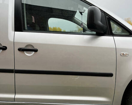 Сірий Фольксваген Кадді, об'ємом двигуна 1.6 л та пробігом 239 тис. км за 7200 $, фото 18 на Automoto.ua