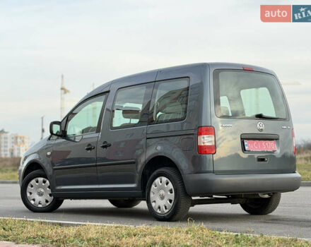 Серый Фольксваген Кадди, объемом двигателя 1.6 л и пробегом 227 тыс. км за 7899 $, фото 22 на Automoto.ua