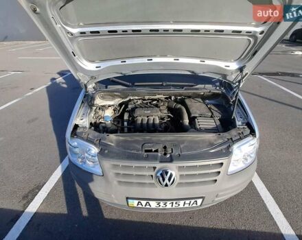 Серый Фольксваген Кадди, объемом двигателя 1.6 л и пробегом 422 тыс. км за 6000 $, фото 19 на Automoto.ua