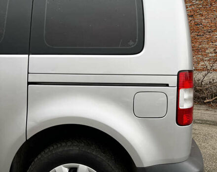 Сірий Фольксваген Кадді, об'ємом двигуна 1.6 л та пробігом 239 тис. км за 7200 $, фото 16 на Automoto.ua