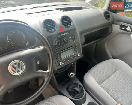 Серый Фольксваген Кадди, объемом двигателя 1.4 л и пробегом 170 тыс. км за 6950 $, фото 59 на Automoto.ua