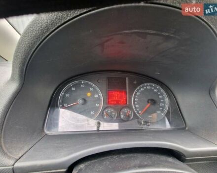 Серый Фольксваген Кадди, объемом двигателя 1.98 л и пробегом 220 тыс. км за 4500 $, фото 9 на Automoto.ua