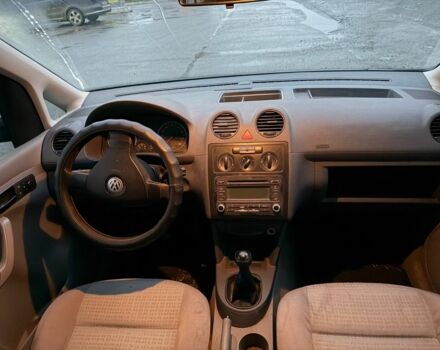 Сірий Фольксваген Кадді, об'ємом двигуна 1.6 л та пробігом 225 тис. км за 5450 $, фото 10 на Automoto.ua