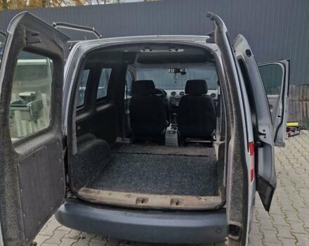 Серый Фольксваген Кадди, объемом двигателя 1.98 л и пробегом 220 тыс. км за 4500 $, фото 11 на Automoto.ua