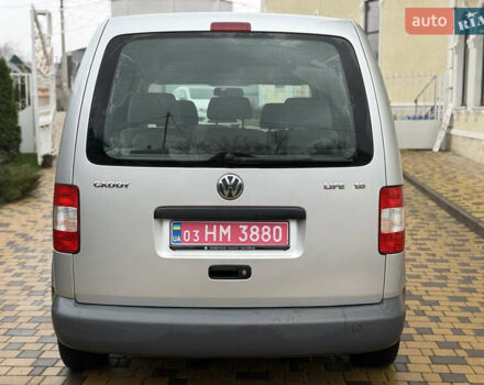 Серый Фольксваген Кадди, объемом двигателя 1.6 л и пробегом 183 тыс. км за 7200 $, фото 6 на Automoto.ua