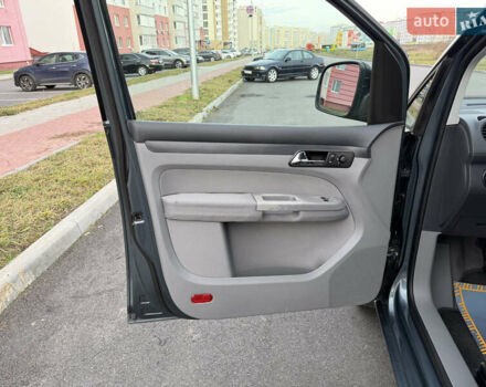 Серый Фольксваген Кадди, объемом двигателя 1.6 л и пробегом 227 тыс. км за 7899 $, фото 18 на Automoto.ua