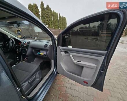 Сірий Фольксваген Кадді, об'ємом двигуна 1.9 л та пробігом 368 тис. км за 6600 $, фото 10 на Automoto.ua