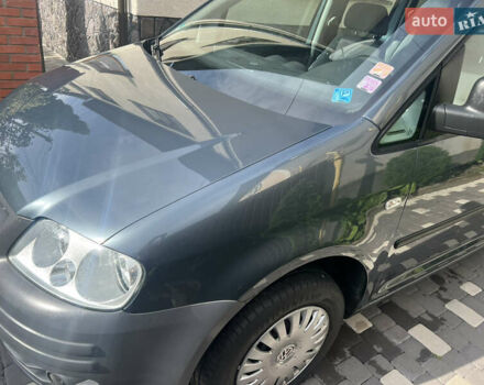 Серый Фольксваген Кадди, объемом двигателя 1.4 л и пробегом 170 тыс. км за 6950 $, фото 1 на Automoto.ua