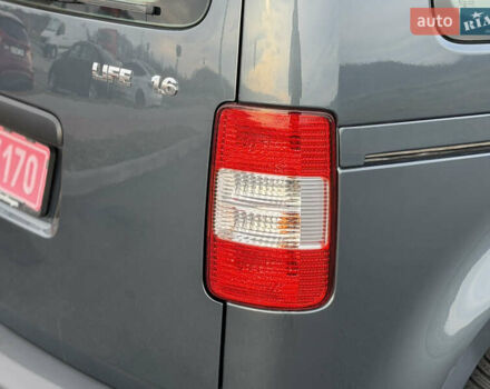 Серый Фольксваген Кадди, объемом двигателя 1.6 л и пробегом 227 тыс. км за 7899 $, фото 16 на Automoto.ua