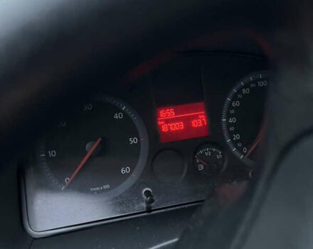 Сірий Фольксваген Кадді, об'ємом двигуна 2 л та пробігом 187 тис. км за 5300 $, фото 11 на Automoto.ua