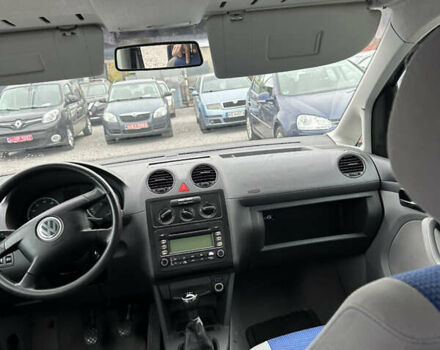 Серый Фольксваген Кадди, объемом двигателя 1.6 л и пробегом 220 тыс. км за 6900 $, фото 9 на Automoto.ua