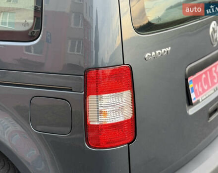 Серый Фольксваген Кадди, объемом двигателя 1.6 л и пробегом 227 тыс. км за 7899 $, фото 19 на Automoto.ua