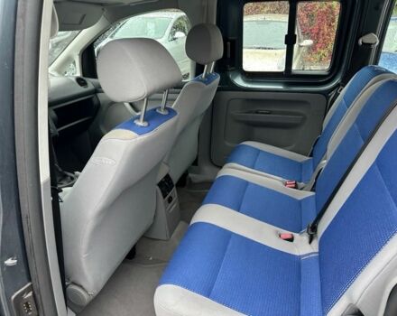 Серый Фольксваген Кадди, объемом двигателя 1.6 л и пробегом 220 тыс. км за 6900 $, фото 7 на Automoto.ua