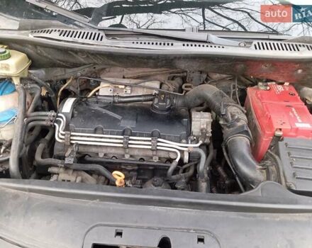 Серый Фольксваген Кадди, объемом двигателя 2 л и пробегом 211 тыс. км за 5300 $, фото 15 на Automoto.ua