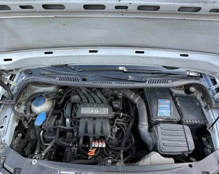 Серый Фольксваген Кадди, объемом двигателя 1.6 л и пробегом 317 тыс. км за 5700 $, фото 29 на Automoto.ua