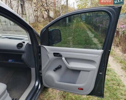 Сірий Фольксваген Кадді, об'ємом двигуна 1.6 л та пробігом 280 тис. км за 6200 $, фото 31 на Automoto.ua