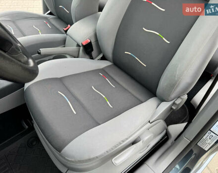 Серый Фольксваген Кадди, объемом двигателя 1.6 л и пробегом 259 тыс. км за 7900 $, фото 65 на Automoto.ua