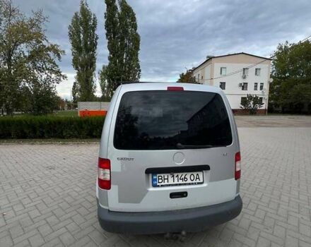 Серый Фольксваген Кадди, объемом двигателя 1.39 л и пробегом 200 тыс. км за 5500 $, фото 4 на Automoto.ua