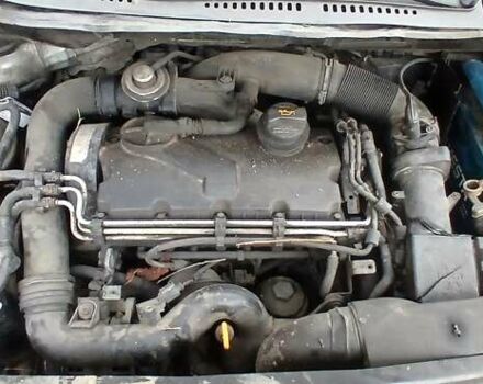 Сірий Фольксваген Кадді, об'ємом двигуна 1.9 л та пробігом 361 тис. км за 1900 $, фото 1 на Automoto.ua