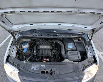 Серый Фольксваген Кадди, объемом двигателя 1.6 л и пробегом 317 тыс. км за 5700 $, фото 28 на Automoto.ua