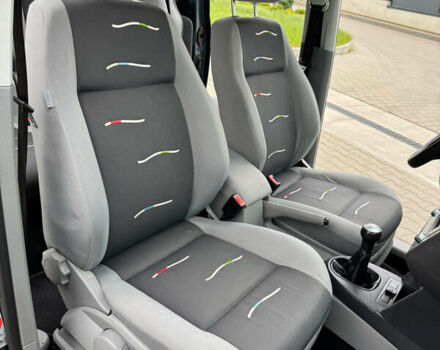 Серый Фольксваген Кадди, объемом двигателя 1.6 л и пробегом 259 тыс. км за 7900 $, фото 66 на Automoto.ua