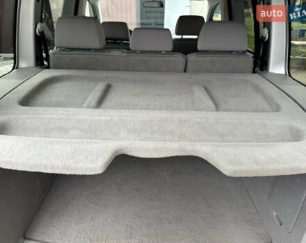 Серый Фольксваген Кадди, объемом двигателя 1.6 л и пробегом 230 тыс. км за 7270 $, фото 2 на Automoto.ua