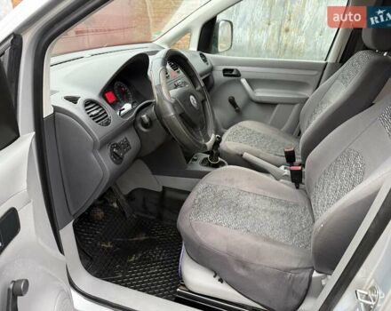 Серый Фольксваген Кадди, объемом двигателя 1.39 л и пробегом 184 тыс. км за 5850 $, фото 13 на Automoto.ua