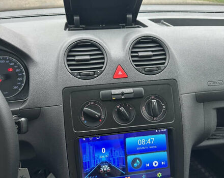 Серый Фольксваген Кадди, объемом двигателя 1.6 л и пробегом 230 тыс. км за 7270 $, фото 10 на Automoto.ua