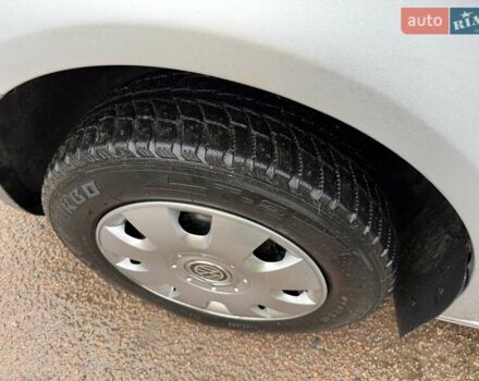 Серый Фольксваген Кадди, объемом двигателя 1.39 л и пробегом 184 тыс. км за 5850 $, фото 18 на Automoto.ua