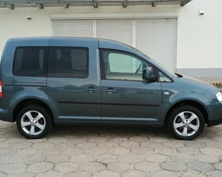 Серый Фольксваген Кадди, объемом двигателя 1.9 л и пробегом 230 тыс. км за 3200 $, фото 4 на Automoto.ua