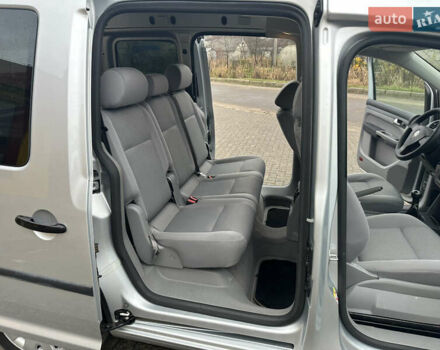 Серый Фольксваген Кадди, объемом двигателя 1.6 л и пробегом 230 тыс. км за 7270 $, фото 24 на Automoto.ua