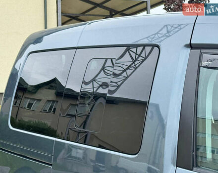 Серый Фольксваген Кадди, объемом двигателя 1.6 л и пробегом 259 тыс. км за 7900 $, фото 36 на Automoto.ua