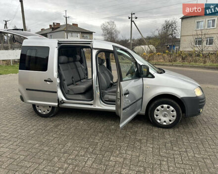 Серый Фольксваген Кадди, объемом двигателя 1.6 л и пробегом 230 тыс. км за 7270 $, фото 18 на Automoto.ua
