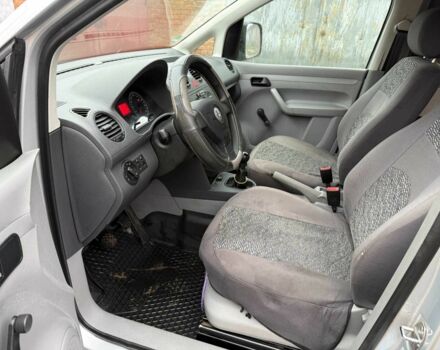 Серый Фольксваген Кадди, объемом двигателя 1.4 л и пробегом 184 тыс. км за 5850 $, фото 13 на Automoto.ua