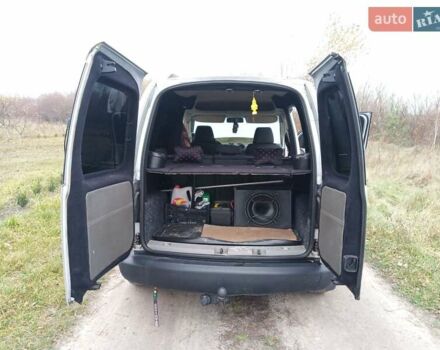 Сірий Фольксваген Кадді, об'ємом двигуна 1.9 л та пробігом 228 тис. км за 6500 $, фото 9 на Automoto.ua