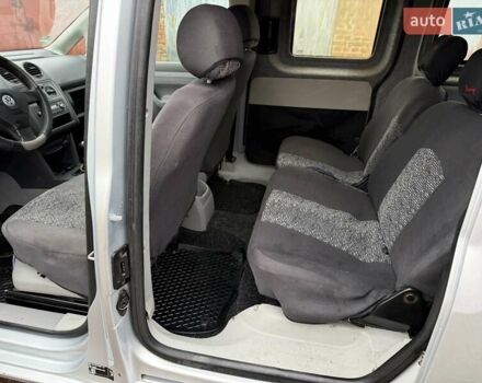 Серый Фольксваген Кадди, объемом двигателя 1.39 л и пробегом 184 тыс. км за 5850 $, фото 14 на Automoto.ua