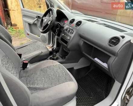 Серый Фольксваген Кадди, объемом двигателя 1.39 л и пробегом 184 тыс. км за 5850 $, фото 15 на Automoto.ua