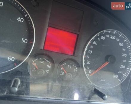 Серый Фольксваген Кадди, объемом двигателя 1.9 л и пробегом 330 тыс. км за 6000 $, фото 4 на Automoto.ua