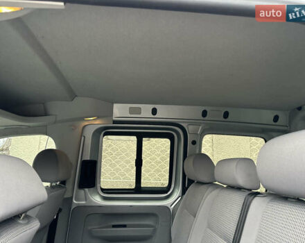 Серый Фольксваген Кадди, объемом двигателя 1.6 л и пробегом 230 тыс. км за 7270 $, фото 4 на Automoto.ua