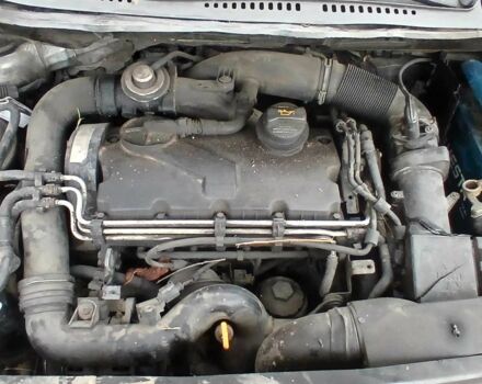 Серый Фольксваген Кадди, объемом двигателя 1.9 л и пробегом 361 тыс. км за 1700 $, фото 5 на Automoto.ua