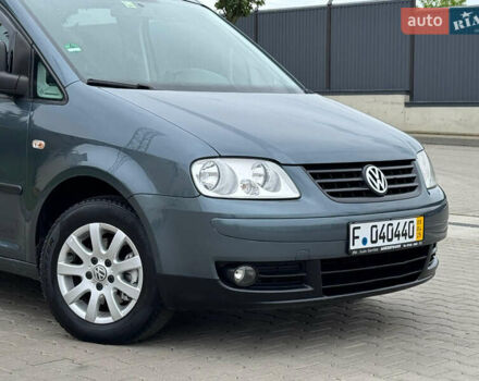 Серый Фольксваген Кадди, объемом двигателя 1.6 л и пробегом 259 тыс. км за 7900 $, фото 8 на Automoto.ua