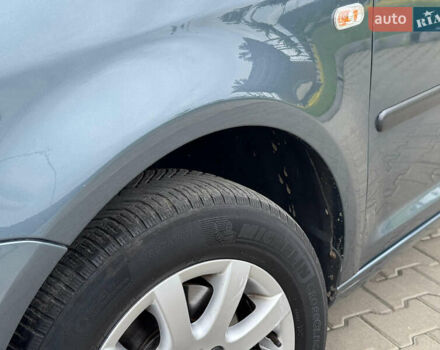 Серый Фольксваген Кадди, объемом двигателя 1.6 л и пробегом 259 тыс. км за 7900 $, фото 32 на Automoto.ua