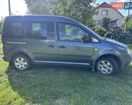 Сірий Фольксваген Кадді, об'ємом двигуна 1.9 л та пробігом 190 тис. км за 7600 $, фото 1 на Automoto.ua