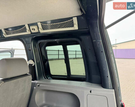 Серый Фольксваген Кадди, объемом двигателя 1.6 л и пробегом 259 тыс. км за 7900 $, фото 79 на Automoto.ua