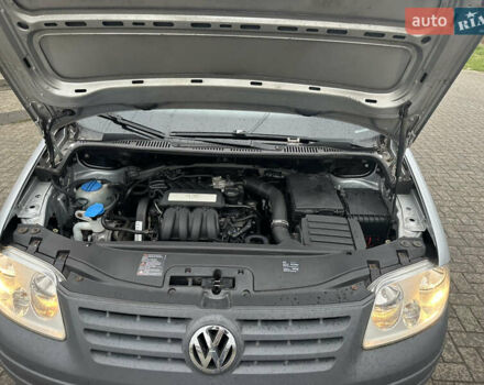 Серый Фольксваген Кадди, объемом двигателя 1.6 л и пробегом 230 тыс. км за 7270 $, фото 27 на Automoto.ua