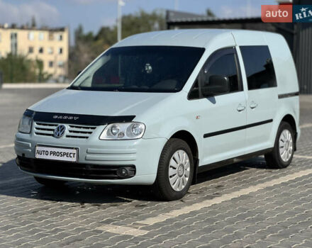 Серый Фольксваген Кадди, объемом двигателя 1.6 л и пробегом 219 тыс. км за 5999 $, фото 2 на Automoto.ua